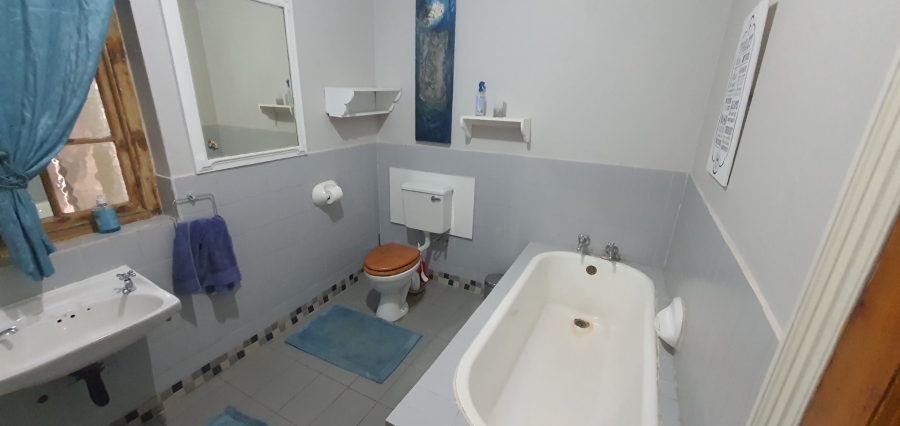 5 Bedroom Property for Sale in Waverley Free State